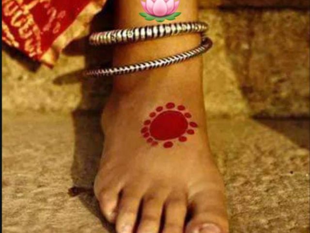 Sesión de Reflexología Hindú: Relajación profunda en los pies